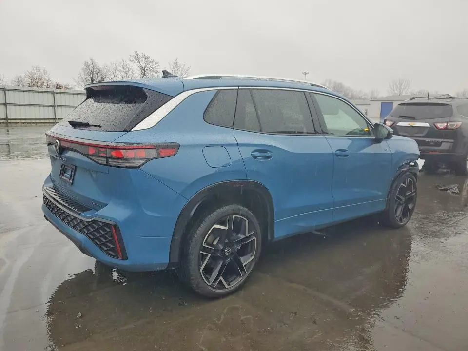 2026 VOLKSWAGEN TIGUAN SEL R-LINE TURBO  