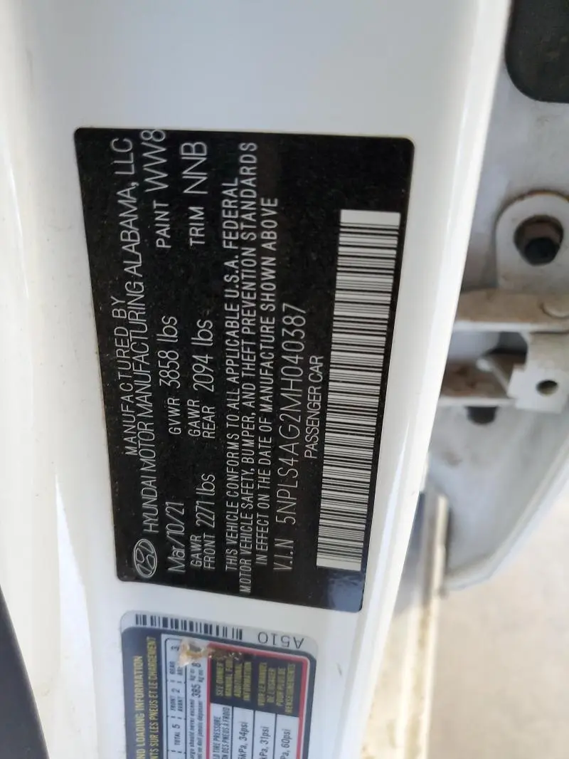 2021 HYUNDAI ELANTRA SEL  