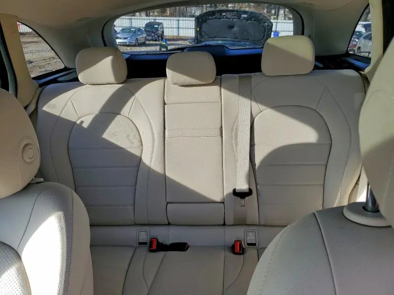 2018 MERCEDES-BENZ GLC 300  