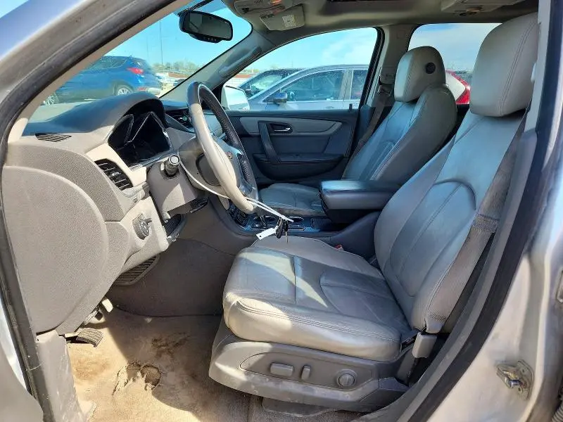 2015 CHEVROLET TRAVERSE LT  
