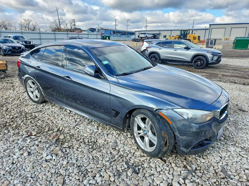 2016 BMW 328   