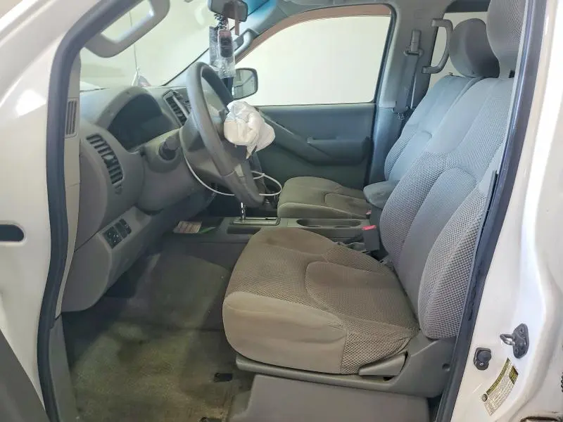 2012 NISSAN FRONTIER S  