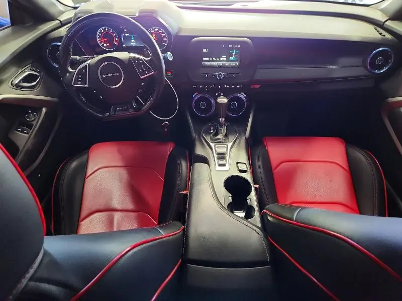 2017 CHEVROLET CAMARO LT  