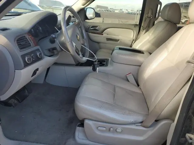 2012 CHEVROLET SUBURBAN K1500 LT  