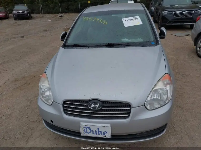 2011 HYUNDAI ACCENT GLS