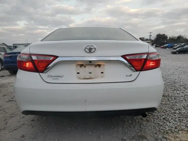 2016 TOYOTA CAMRY LE  