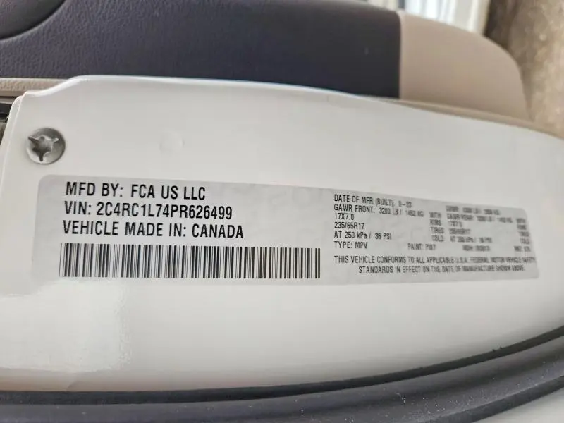 2023 CHRYSLER PACIFICA HYBRID TOURING L  