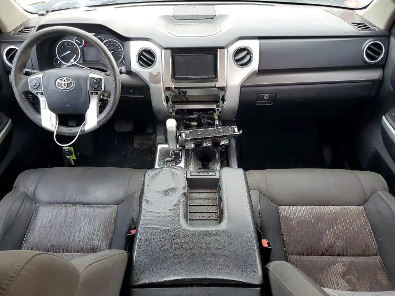2015 TOYOTA TUNDRA CREWMAX SR5  