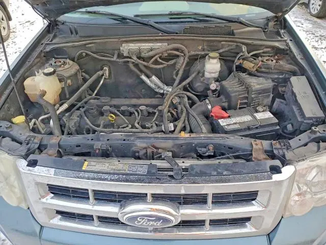 2011 FORD ESCAPE XLS  