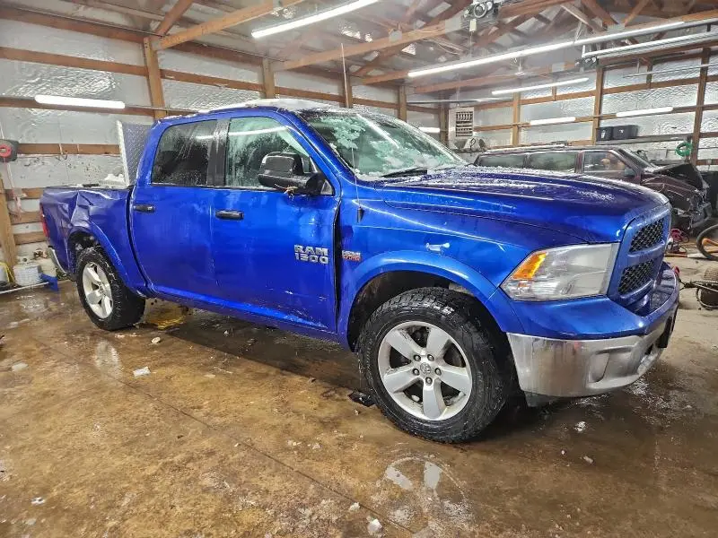 2015 RAM 1500 SLT  