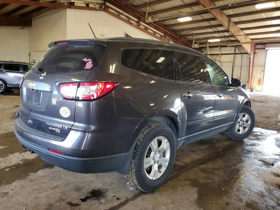 2013 CHEVROLET TRAVERSE LS  