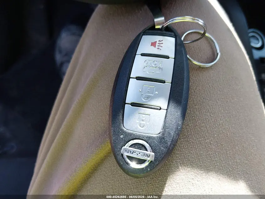 2021 NISSAN VERSA SV XTRONIC CVT