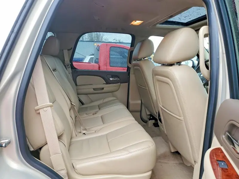 2011 CHEVROLET TAHOE K1500 LT  