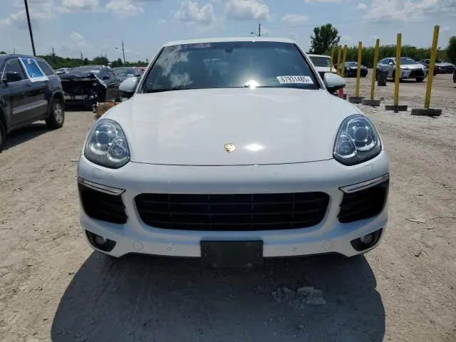 2018 PORSCHE CAYENNE   