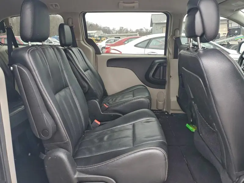 2015 CHRYSLER TOWN & COUNTRY TOURING  
