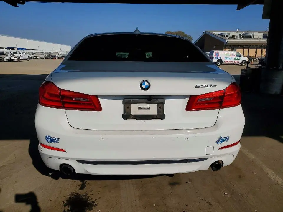2018 BMW 530XE   