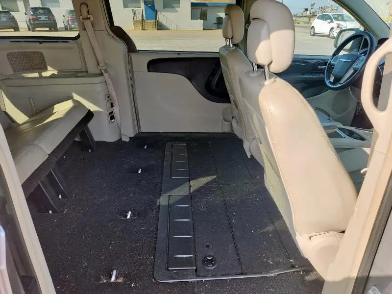 2013 CHRYSLER TOWN & COUNTRY TOURING L  