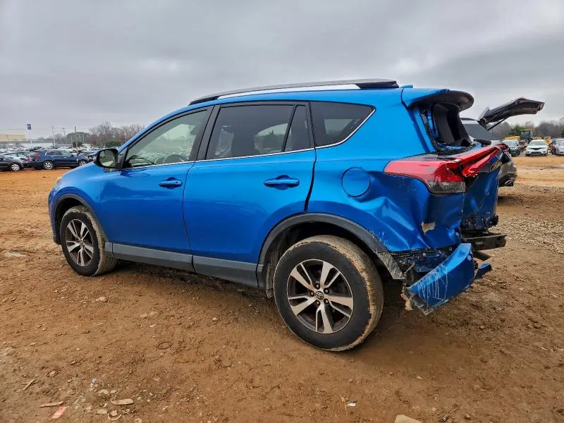 2017 TOYOTA RAV4 XLE  