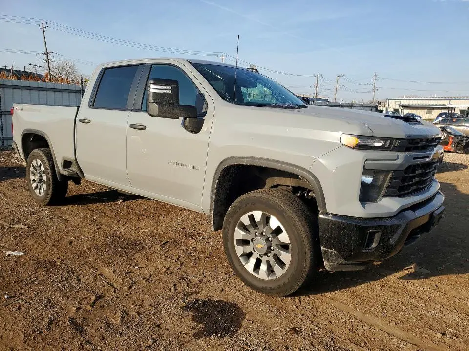 2024 CHEVROLET SILVERADO K2500 CUSTOM  