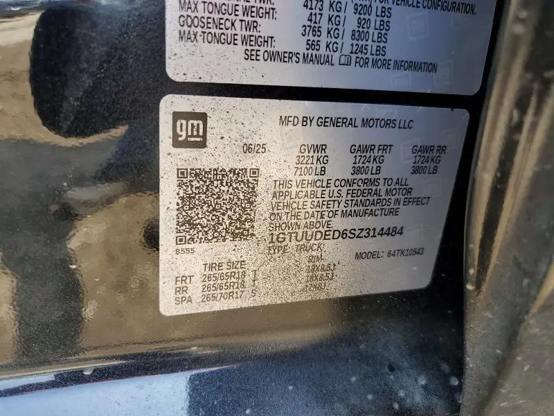2025 GMC SIERRA K1500 SLT  