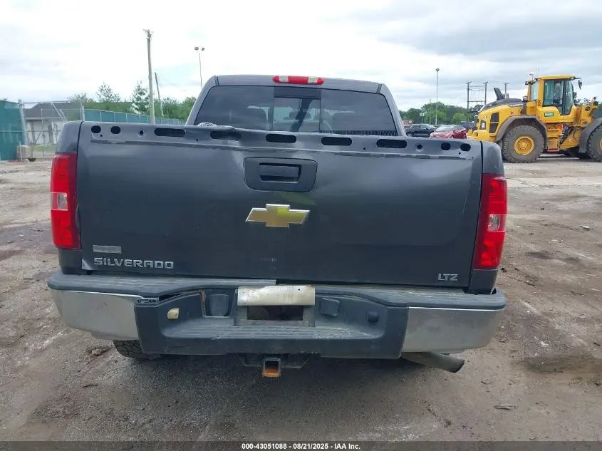 2011 CHEVROLET SILVERADO 1500 LTZ