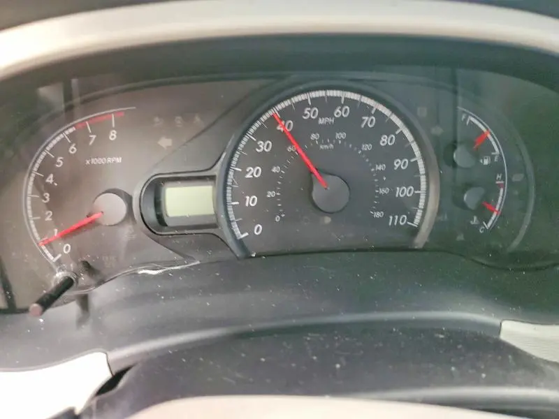 2011 TOYOTA SIENNA LE  