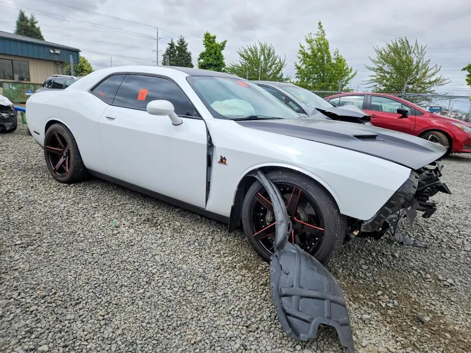 2015 DODGE CHALLENGER R/T SCAT PACK  