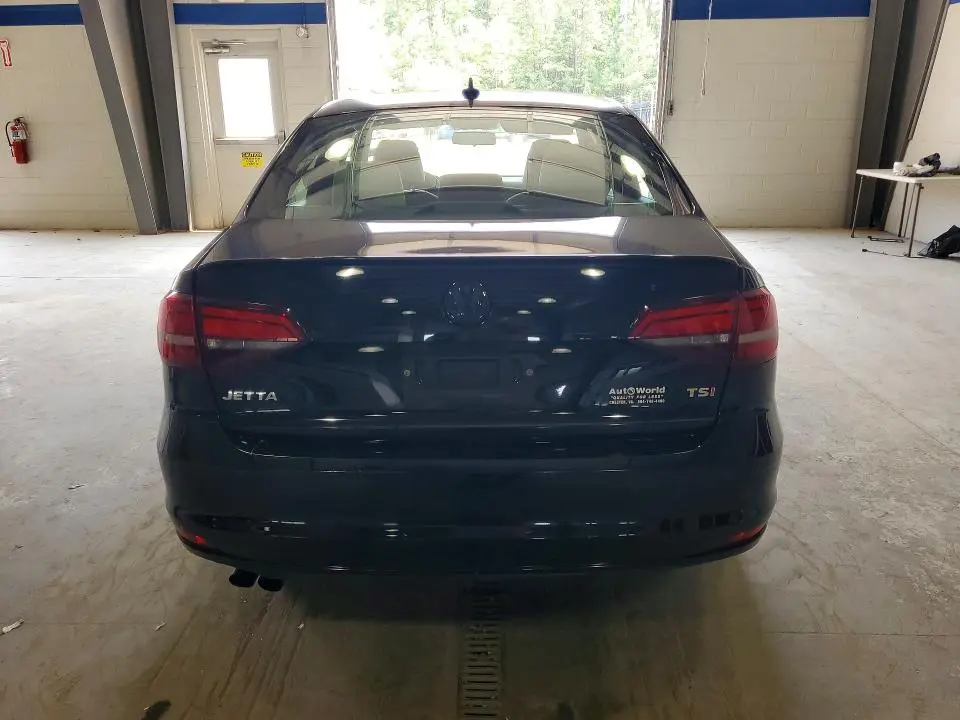 2016 VOLKSWAGEN JETTA SPORT  