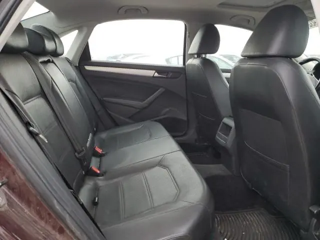 2012 VOLKSWAGEN PASSAT SE  