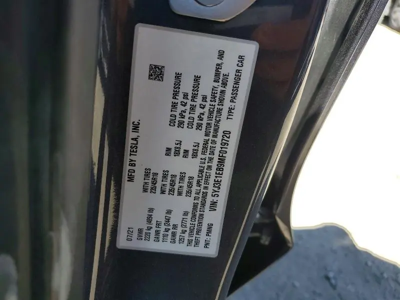 2021 TESLA MODEL 3   