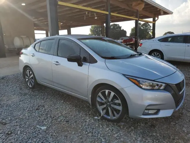 2021 NISSAN VERSA SR  