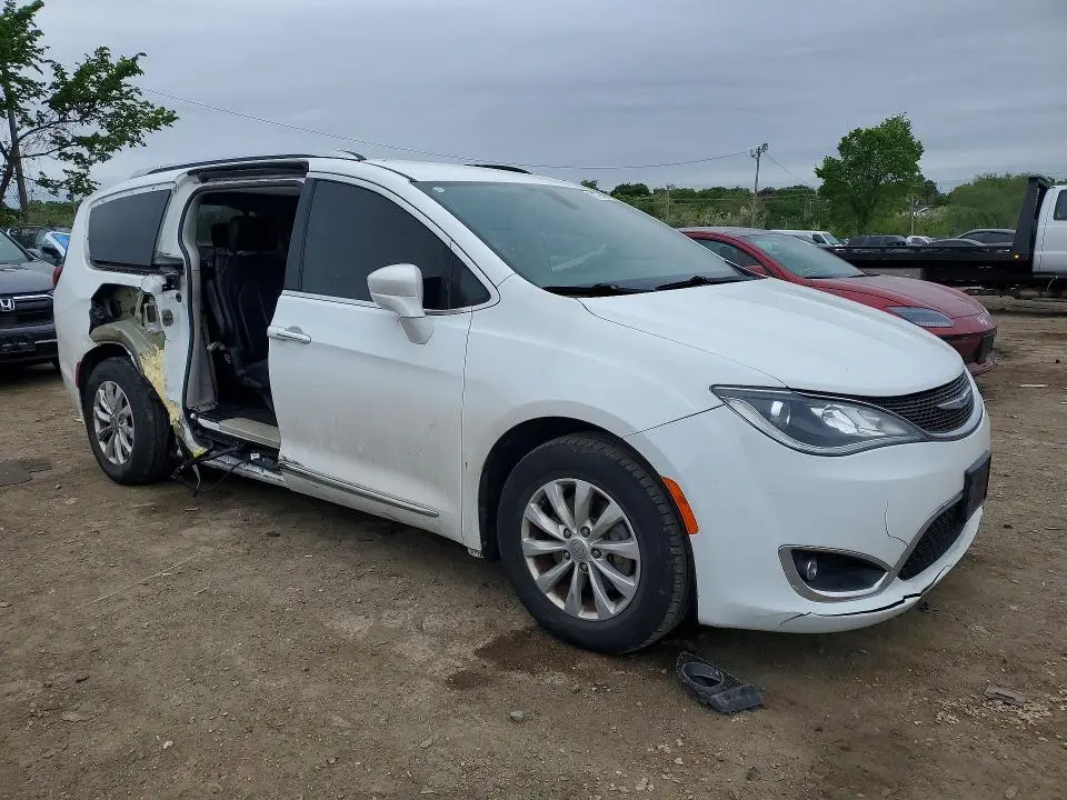 2019 CHRYSLER PACIFICA TOURING L  