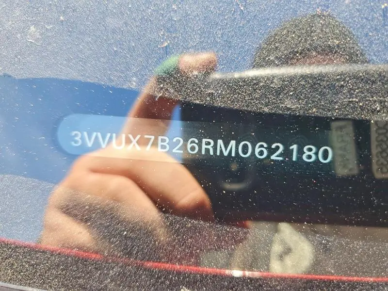 2024 VOLKSWAGEN TAOS SE  