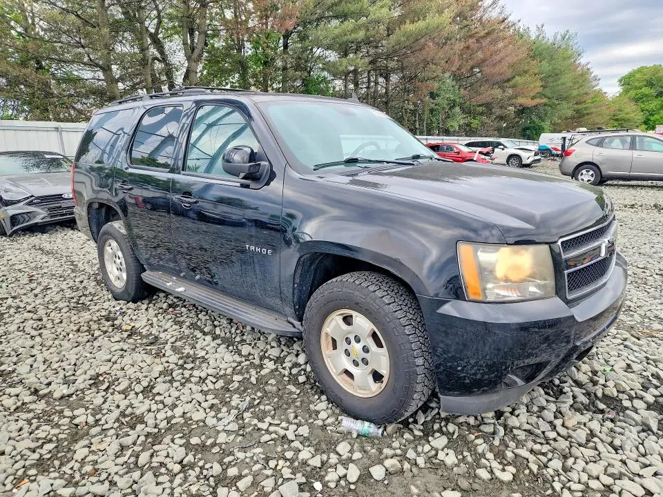 2011 CHEVROLET TAHOE K1500 LT  