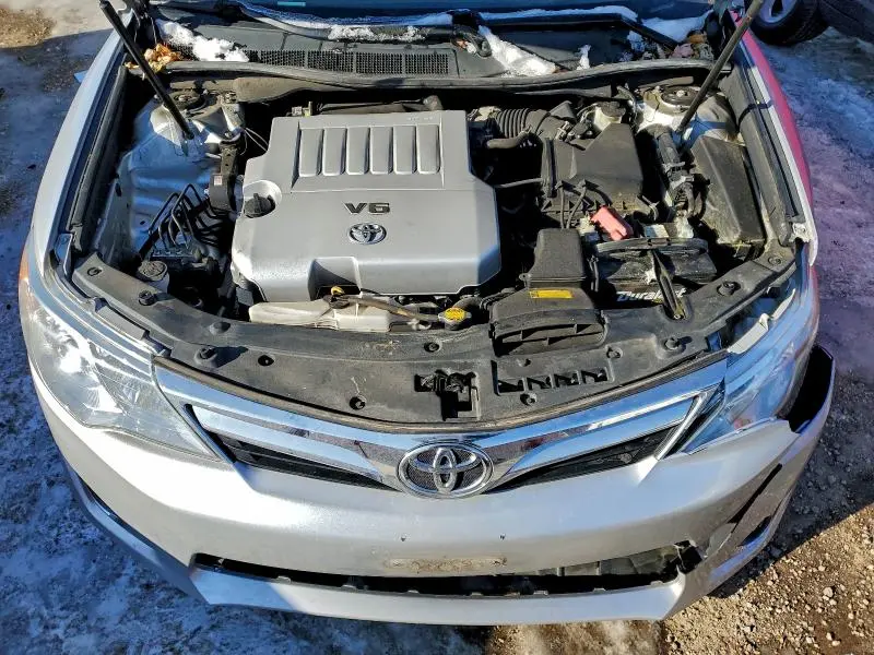 2012 TOYOTA CAMRY SE  
