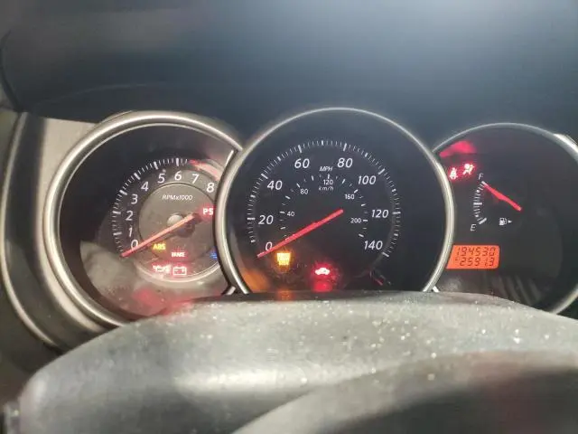 2010 NISSAN VERSA S  