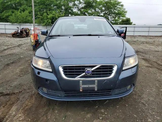 2010 VOLVO S40 2.4I  