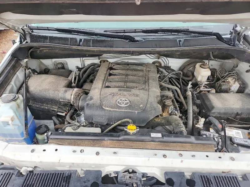 2017 TOYOTA TUNDRA SR5  