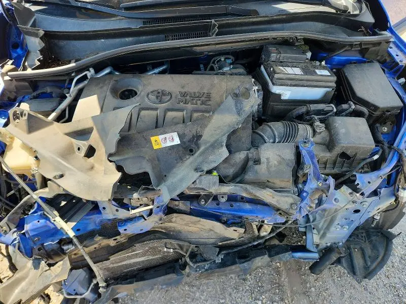 2019 TOYOTA C-HR XLE  