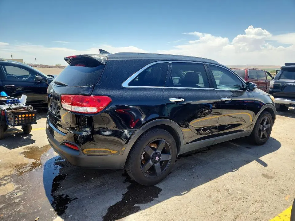 2016 KIA SORENTO LX  