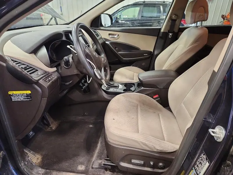 2018 HYUNDAI SANTA FE SE  