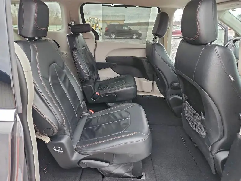 2017 CHRYSLER PACIFICA TOURING L  