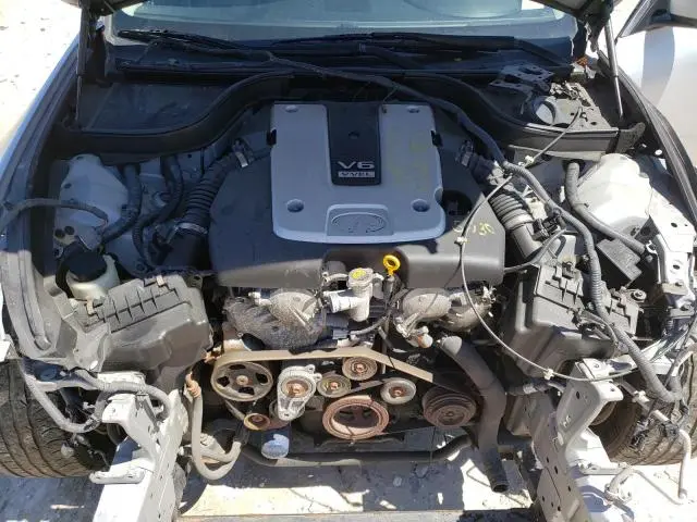 2013 INFINITI G37   