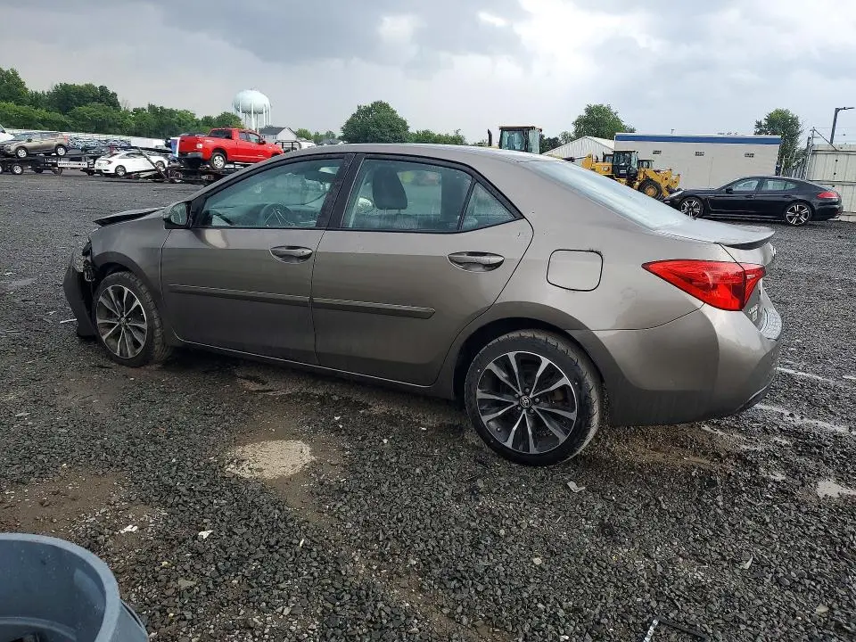2017 TOYOTA COROLLA SE  