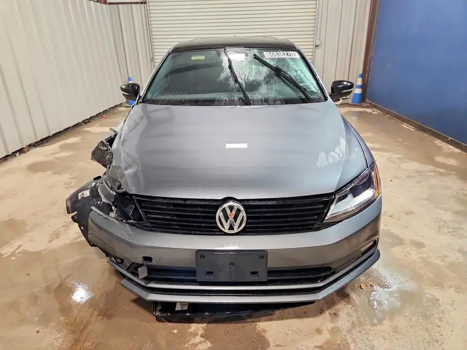 2018 VOLKSWAGEN JETTA SPORT  