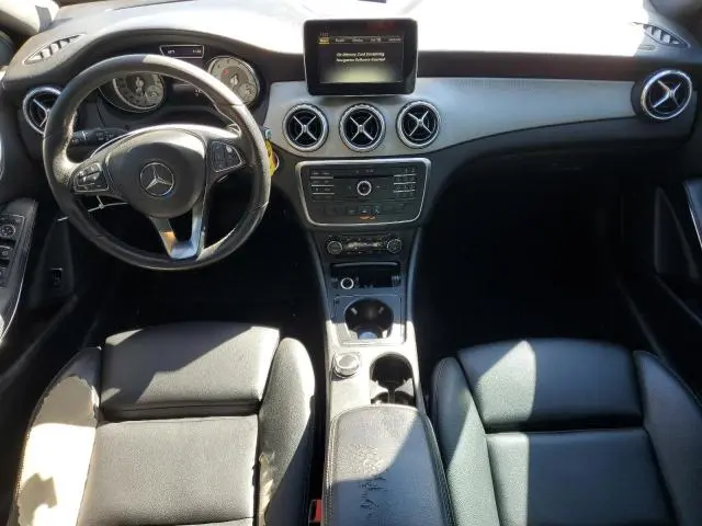 2017 MERCEDES-BENZ GLA 250  