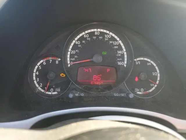 2013 VOLKSWAGEN BEETLE   