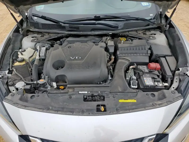 2022 NISSAN MAXIMA SV  
