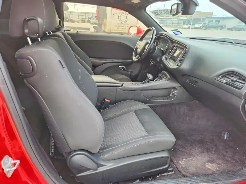 2019 DODGE CHALLENGER SXT  