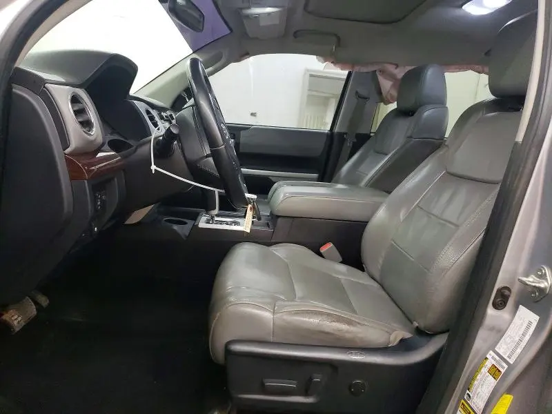 2017 TOYOTA TUNDRA CREWMAX LIMITED  